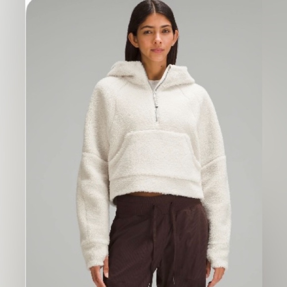 Lululemon scuba fleece hoodie XS/S in color bone.